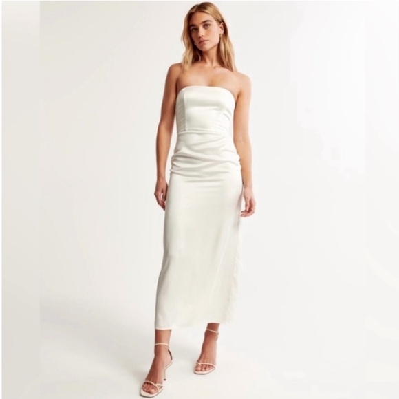 Abercrombie & Fitch Dresses & Skirts - White/cream strapless Abercrombie dress, tags still on, size S